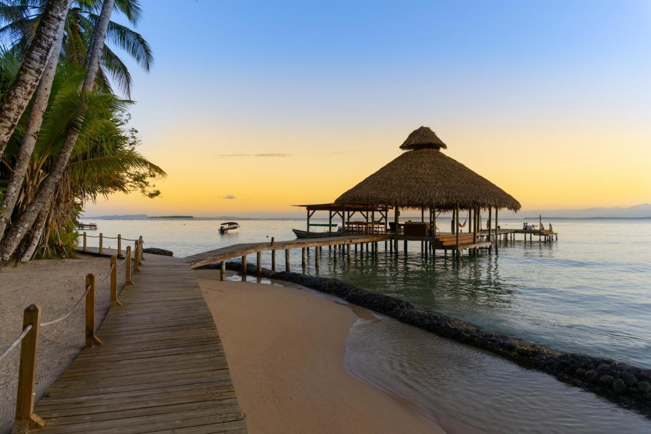 Casa Cayuco Eco-Adventure Lodge Bocas Town Exterior foto